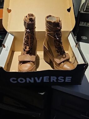 Converse Women's Chestnut Brown High-Top Wedge Boots